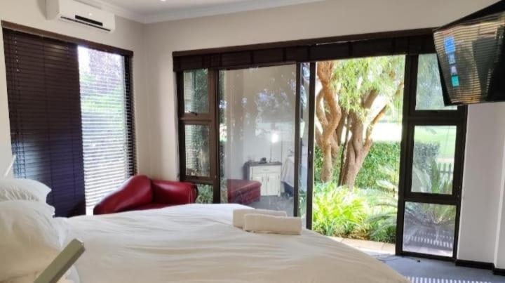 Pecanwood Estate Luxury Villa 5 Bedrooms With Pool Hartbeespoort Ngoại thất bức ảnh